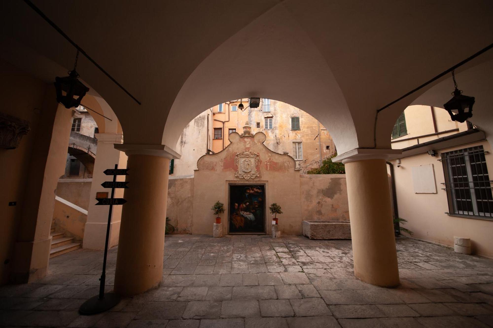 Le Torri Riviera Holiday Albenga Exterior photo